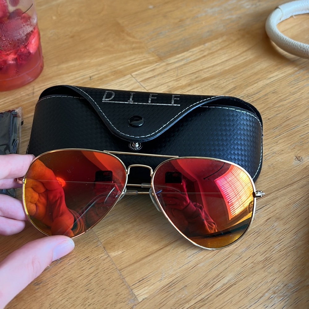 DIFF Eyewear Sunglasses